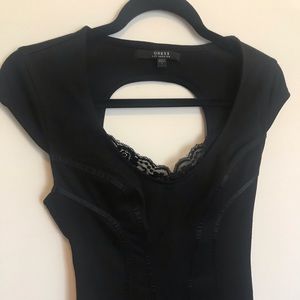Cap sleeved black top